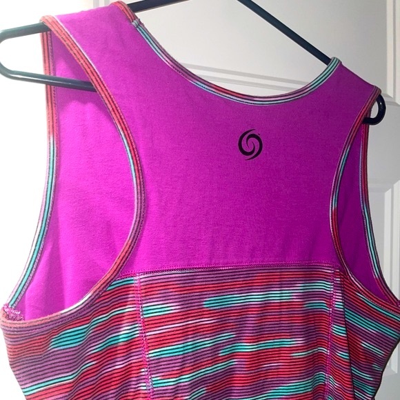 EUC Active Zone colorful racerback tank top for women 1X - Picture 5 of 12